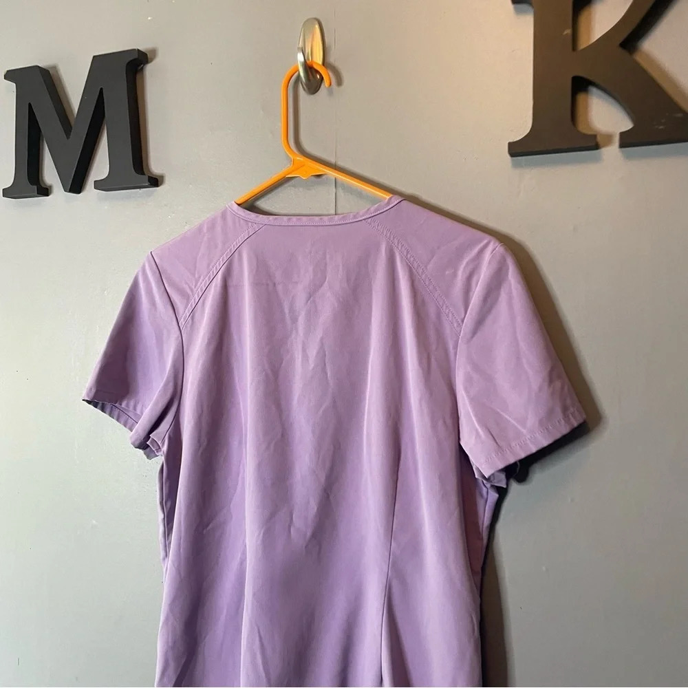Willowbrook purple 2 pocket short sleeve scrub top women’s size small - Picture 10 of 10